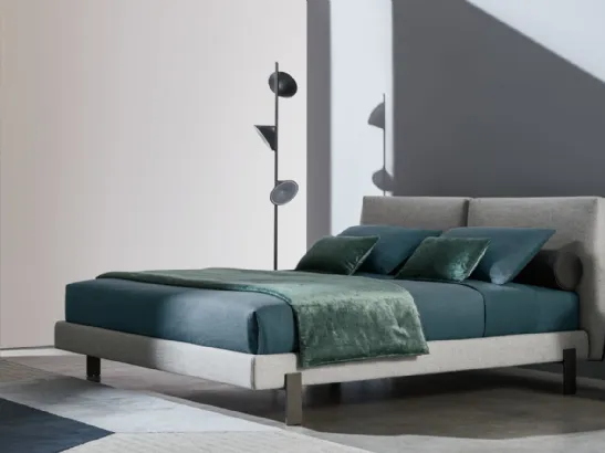 Letto in tessuto imbottito con testiera Book di Twils