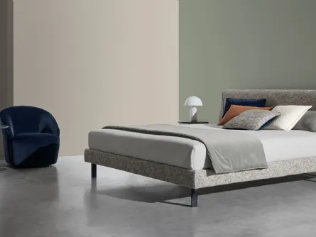 Letto in tessuto imbottito con testiera ES Heaven di Twils