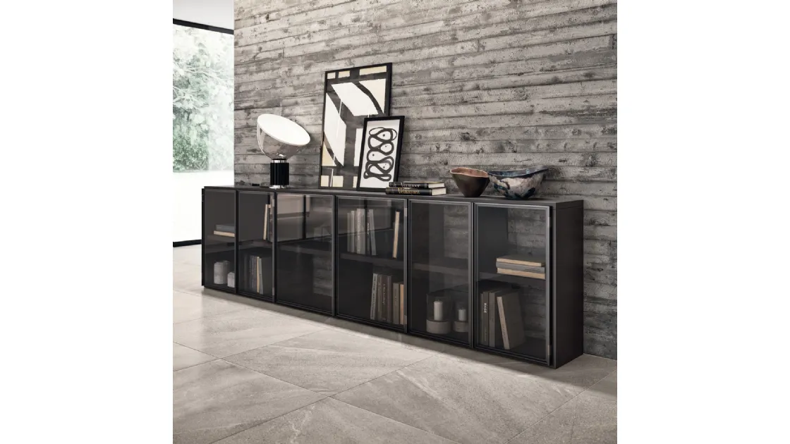 Madia Living Motus in alluminio Grigio Antracite e Vetro Fumé di Scavolini