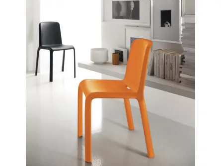 Sedia Snow 300 in polipropilene colorato di Scavolini