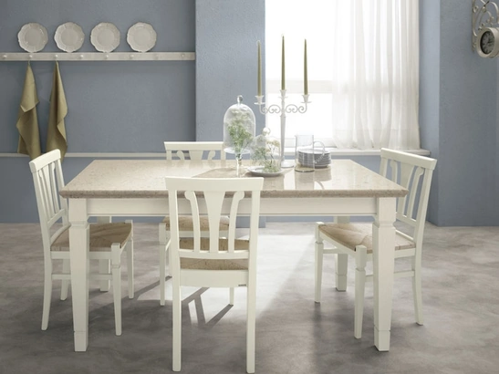 Tavolo da cucina Corinne con piano in marmo di Scavolini