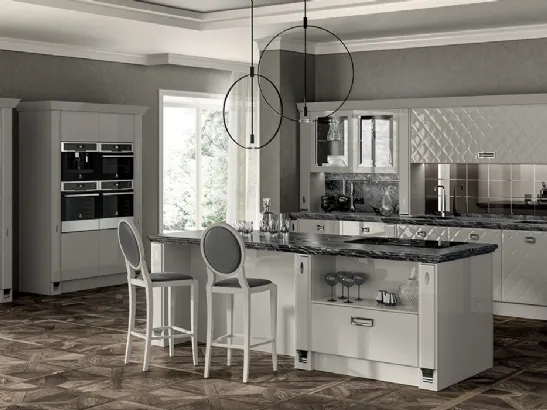 Cucina Classica Exclusiva con anta Glamour di Scavolini