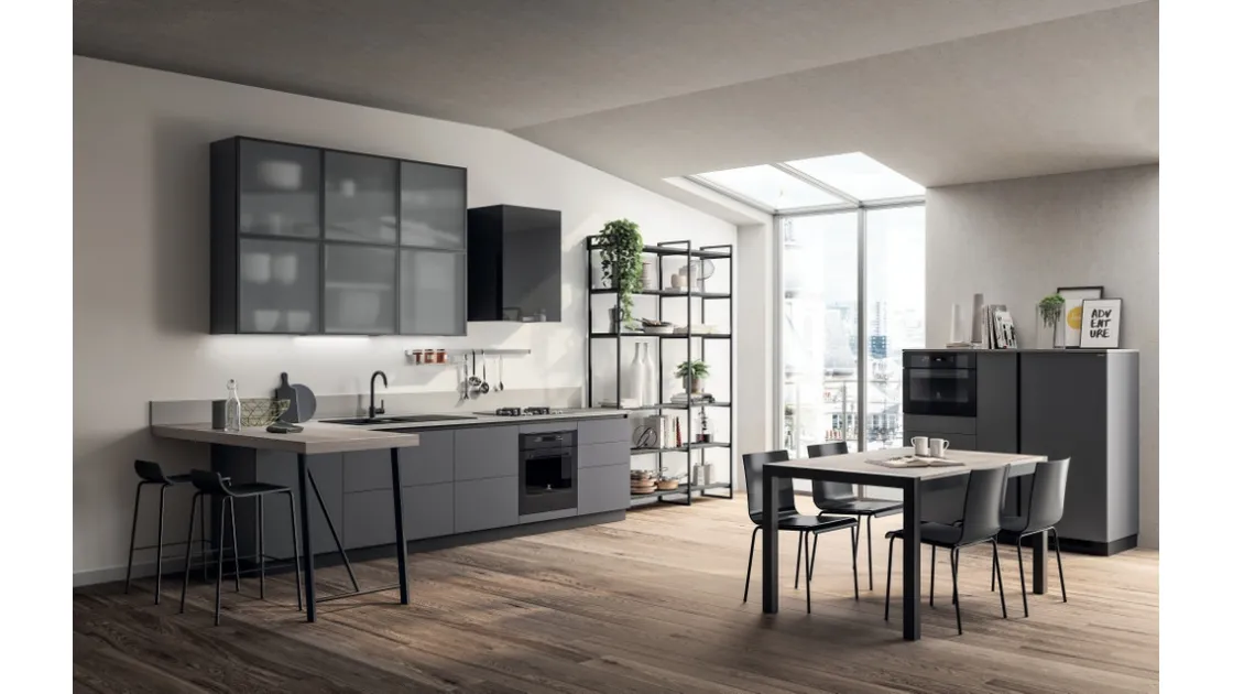 Cucina Moderna lineare Evolution in decorativo Grafite e Vetro Screen di Scavolini