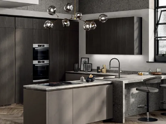 Cucina Moderna Liberamente Biomalta Argilla Agra e Rovere Carbone di Scavolini